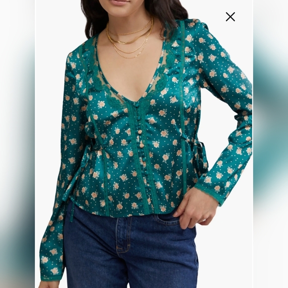 Free People Tops - Free People Field Of Roses Satin & Lace Top Size XS